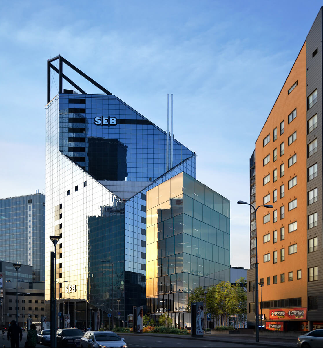 Commercial building in Tornimäe