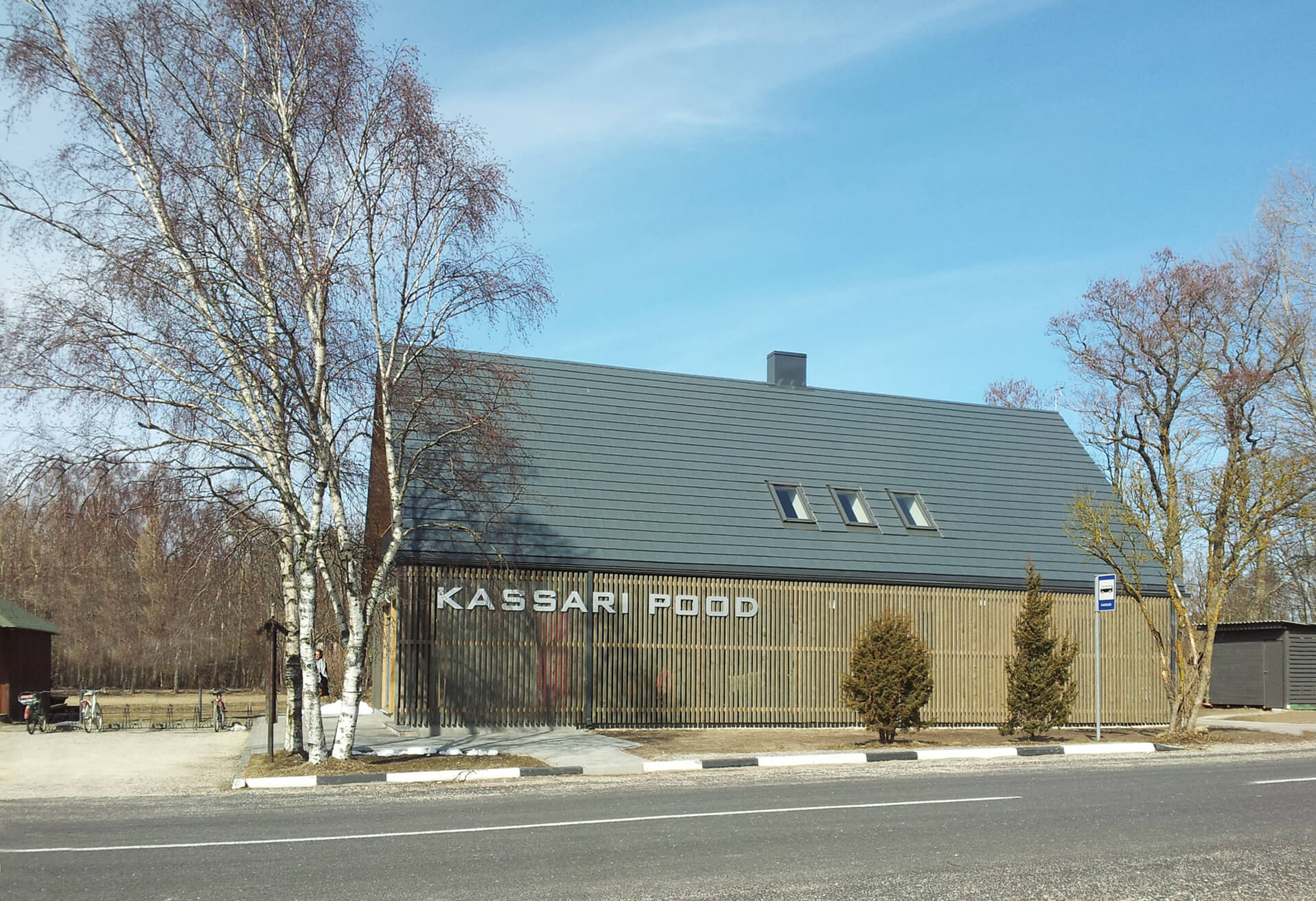 Kassari shop-cafe-accommodation