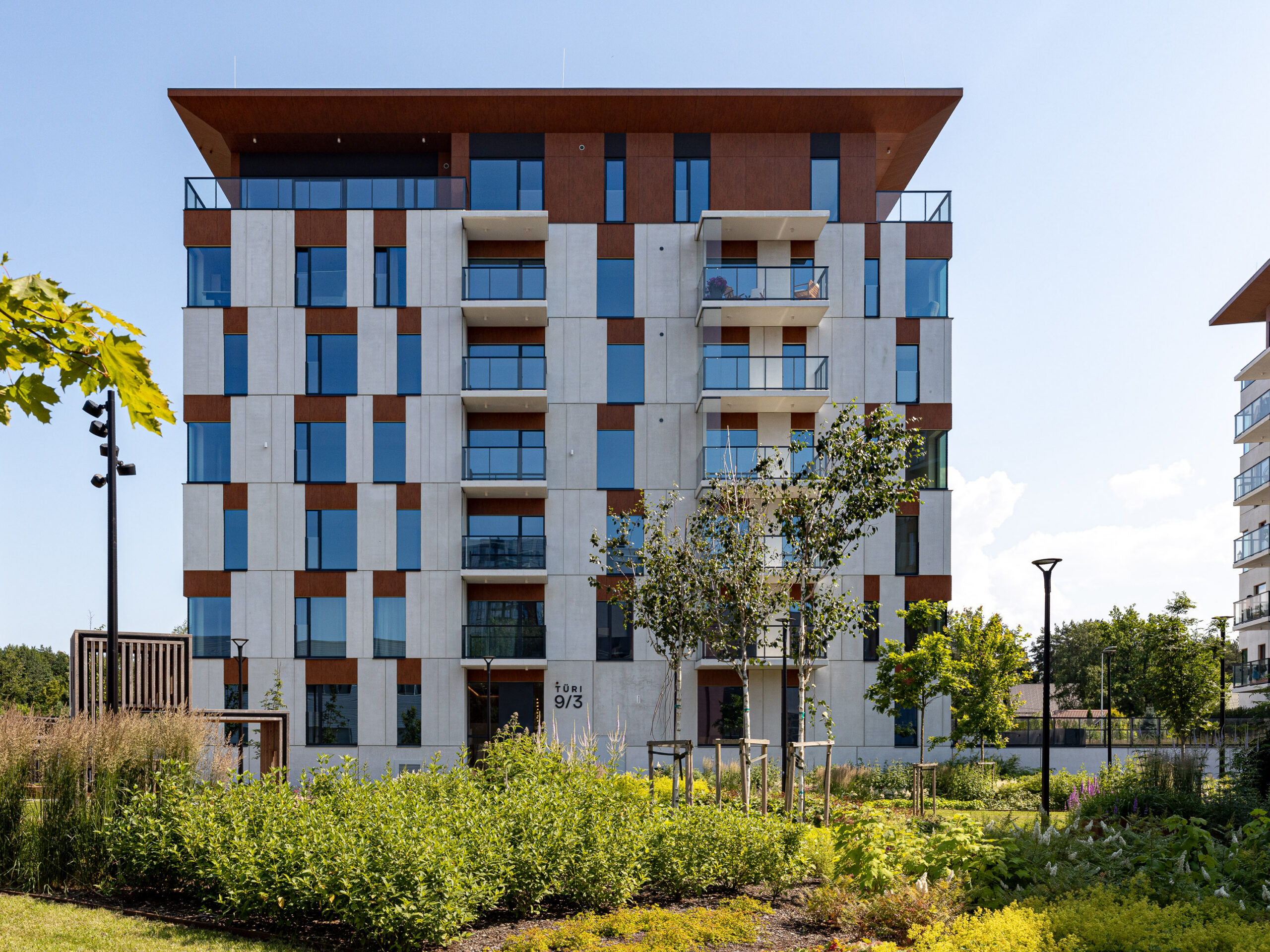 TÜRI TN ÄRIPINDADEGA KORTERELAMUD